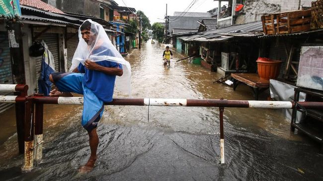 Begini Media-Media Asing Beritakan Banjir Jakarta Hari Ini ...